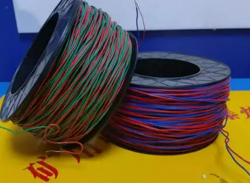 红古放炮线的主要材质有哪些？不同材质的适用场景有何区别？